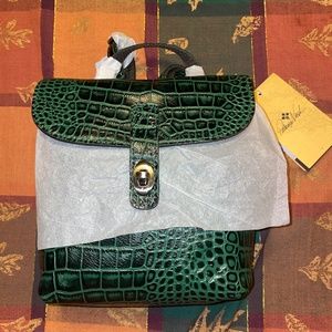 Patricia Nash bag